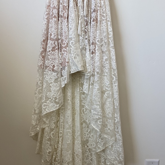 Revolve The JetSet Diaries White Lace High Low Dress Size: XS - Picture 5 of 11